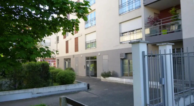 Appartement tout équipé avec piscine proche Stade OL et EUREXPO, Rezerwuj Apartament Meyzieu Rhône