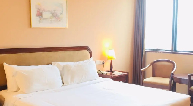 Двухместный номер Superior Crystal Crown Hotel JB