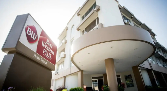 Полулюкс Best Western Plus Hotel Terraza