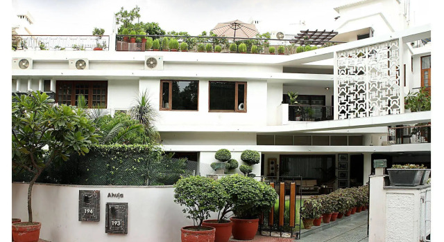Ahuja Residency Golf Links, Забронировать Отель Отели Нью-Дели с завтраком, Завтраки