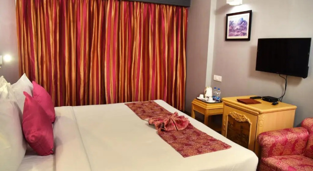 Люкс Deluxe Golden Parkk Hotel