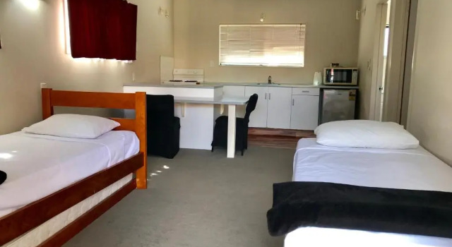 Номер Standard Rayland Epsom Motel