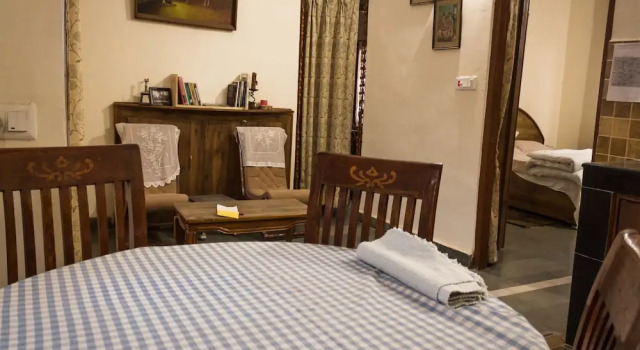 OYO 13385 Home Peaceful 1BHK Dharamshala, Забронировать Отель Дхармсала штат Химачал-Прадеш, рядом с HPCA Stadium