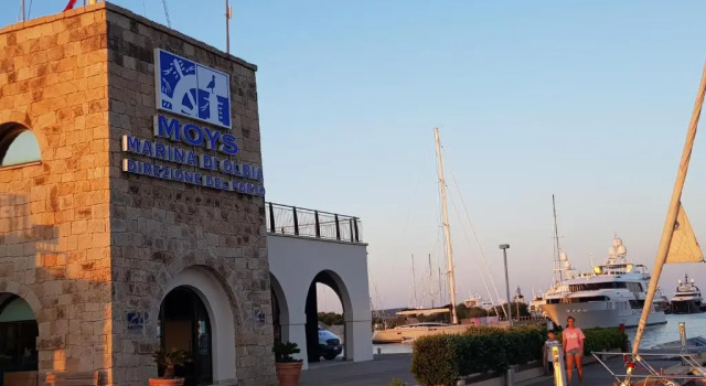 Olbia 53-11, Забронировать Отель Ольбия Изумрудный берег, рядом с Isola Bianca Harbour