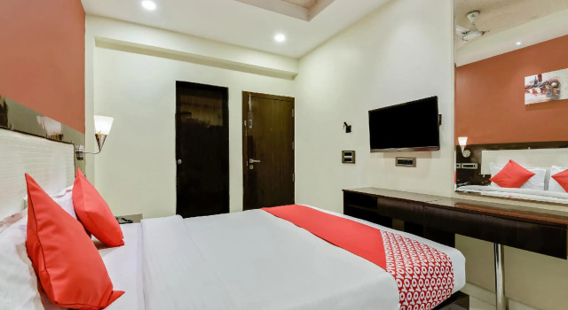 OYO 3136 Hotel Starlight NX