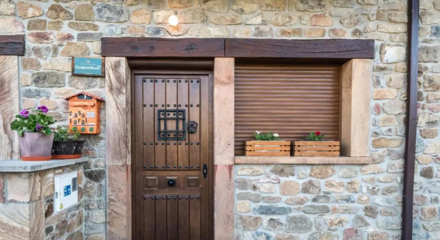 Casa Rural El Serrano, Забронировать Отель Приоро 