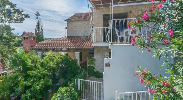 Apartments Mare