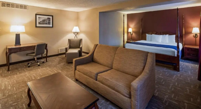 Люкс Best Western Greenfield Inn