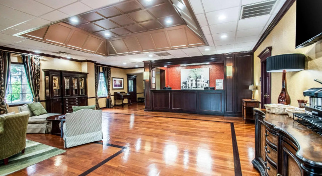 Clarion Hotel & Conference Center Leesburg, Reserva ahora Hotel Leesburg Virginia