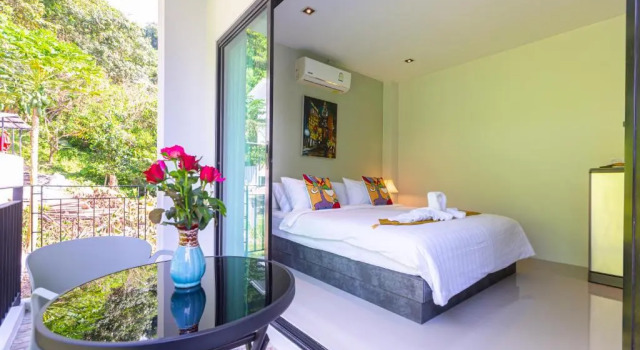 Номер Standard Rossarin Sea View Patong