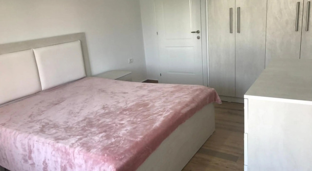 Green house, 2 bedrooms & 1 kitchen apartment, located in Elbasan city center