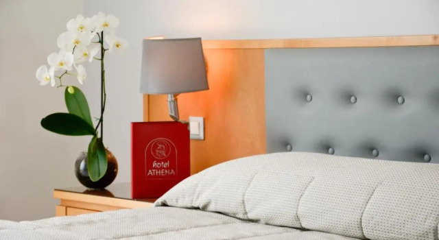 Четырёхместный номер Standard Athena Hotel