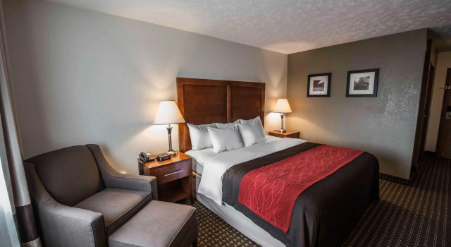 Номер Standard Comfort Inn Atkins-Marion I-81