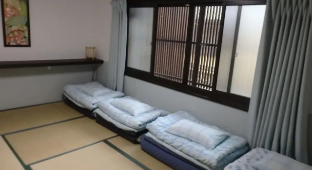 Четырёхместный номер Standard Guesthouse YAHATA