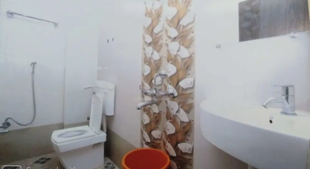 Кровать в общем номере Rajhuns Deluxe Lodging
