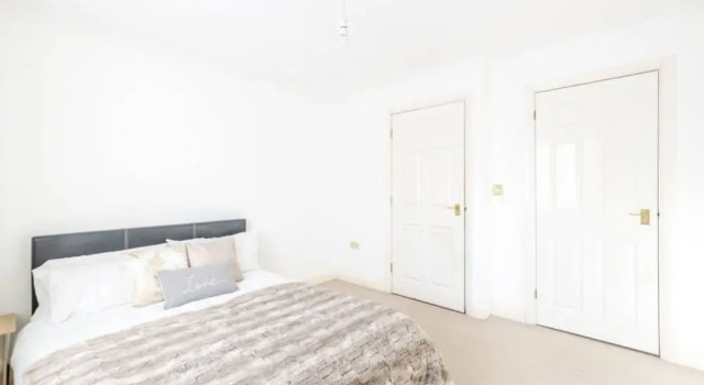 3 Bedroom Home in Peckham, Забронировать Дом для отпуска Виллы Большого Лондона, Вилла