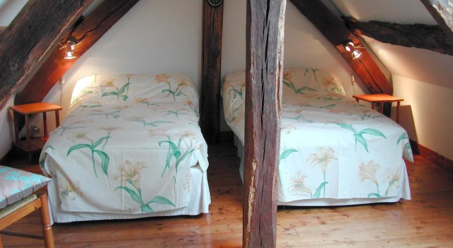 House With 2 Bedrooms in Saint-pierre-la-vieille, With Enclosed Garden, Забронировать Отель Гарсель-Секвиль Нижняя Нормандия