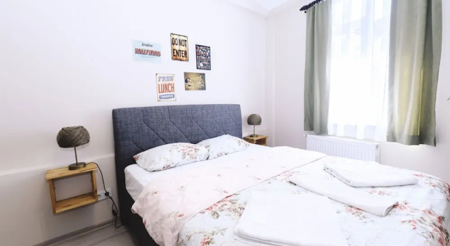 Fully Equipped Room at taksim, Забронировать Гостевой дом Гостевые дома Стамбула, рядом с Улица Невизаде, Гостевой дом
