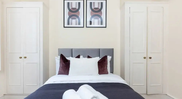 Prime 1BR near Regents Park & Zoo, Забронировать Отель Лондон Большой Лондон, рядом с Бейкер стрит