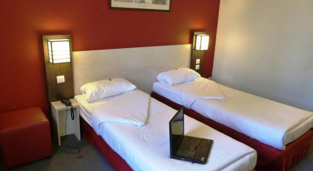 Двухместный номер Standard DC Hotel Charleroi Airport