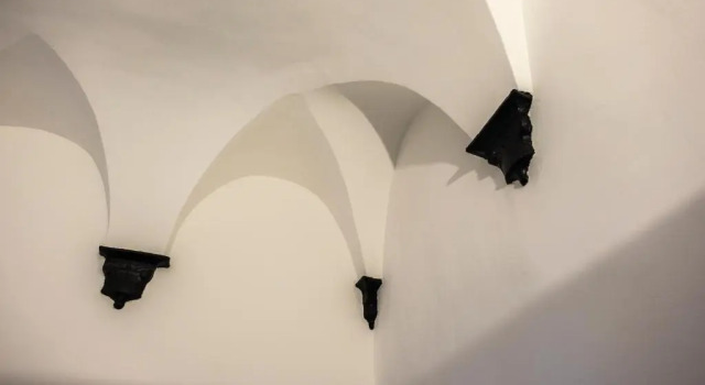 Номер Superior Archivolto del Teatro, 3