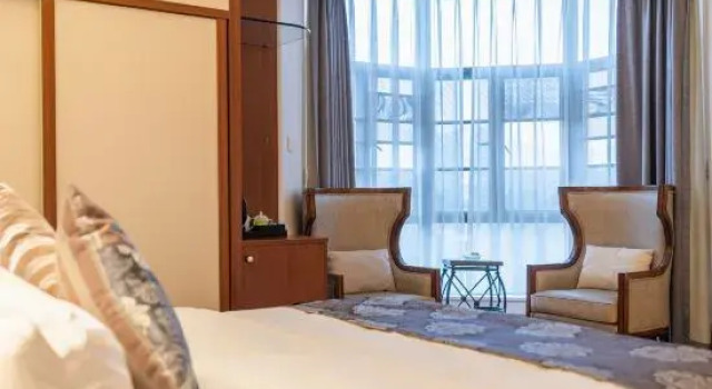 Люкс Deluxe с 3 комнатами Dragon Gulf Resort