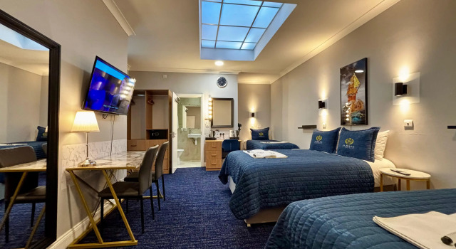 Семейный номер Standard Jubilee Hotel Victoria
