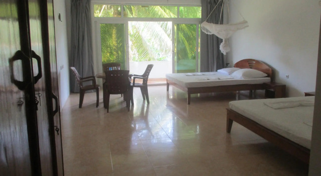 Номер Standard Raja Beach Hotel