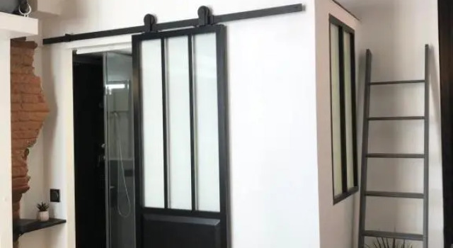 Charmant Studio de 20m2 En Hypercentre de Toulouse (Adults Only), Забронировать Отель Отели Тулузы с парковкой, рядом с Le Pont Neuf, Парковка
