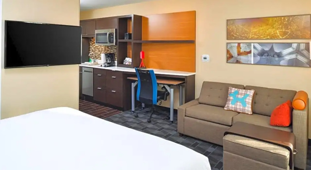 Люкс TownePlace Suites by Marriott Detroit Belleville