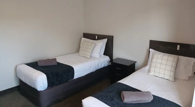 Семейные апартаменты c 1 комнатой Palm City Motor Inn
