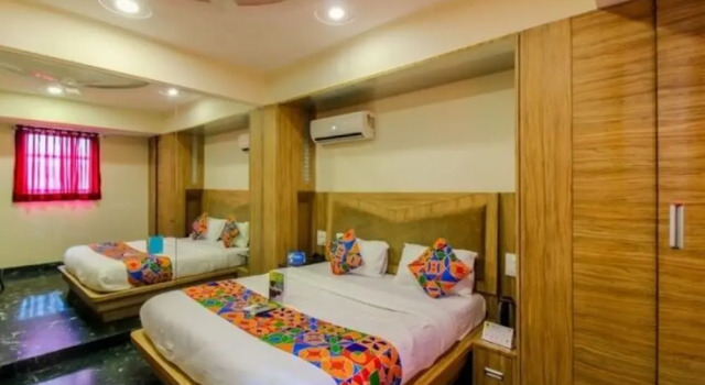 Номер Deluxe Fabhotel Sg Garden