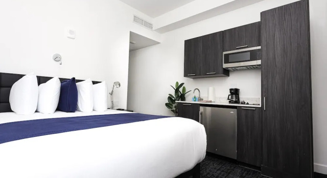 Номер Standard Maverick Suites at 28 Fenway