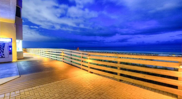 Tidewater Beach Resort 2302 By ZIA, Rezerwuj Ośrodek wypoczynkowy Hotele w Panhandle Florida z basenem, Basen