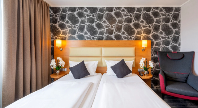 Двухместный номер Standard PLAZA INN Stuttgart Airport Messe