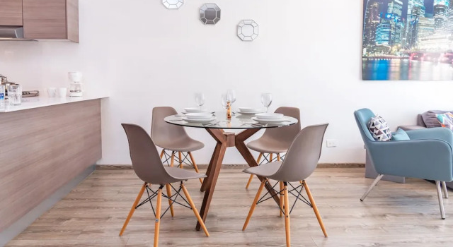Апартаменты Bright, Comfy w Terrace Apt 1KSB, 1BD, 1 SofaB, 2BTH by Mty Living