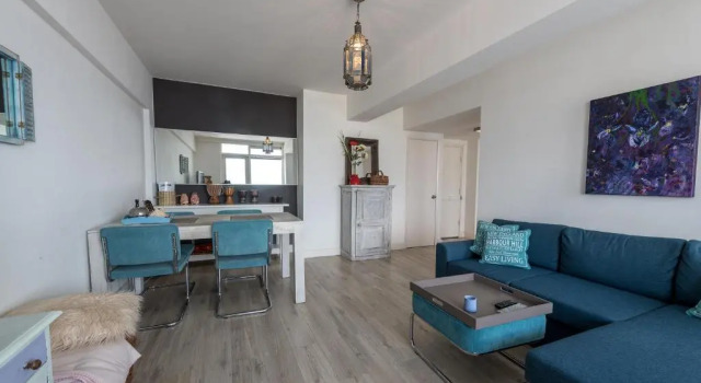 Seaview Seinpost Residence