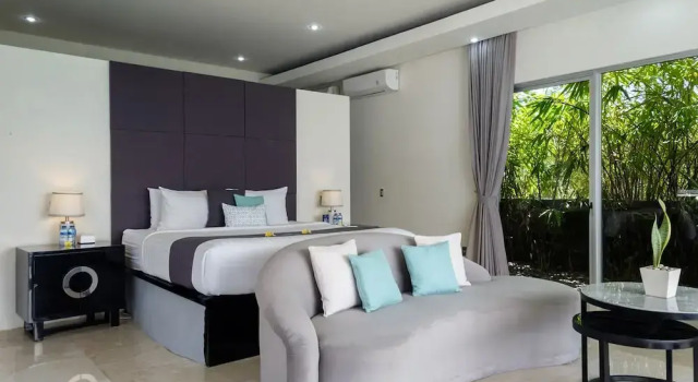Вилла с видом на океан Suluban Cliff Bali Villa