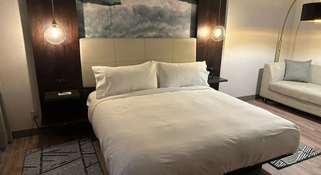 Номер Premium Chicago Marriott Northwest