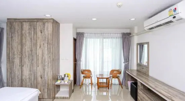 Полулюкс Glai Gan Place Hotel