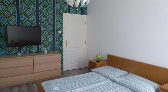 Hollik Apartmanhaz, Rezervovat Hotel Balatonfüred 