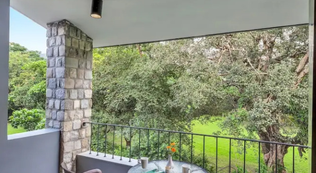 Номер Superior с балконом Club Mahindra Corbett