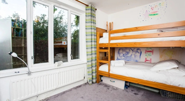 Charming Peaceful 2 Bed with Parking and Garden