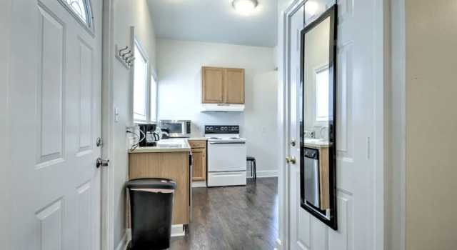 Номер Premium Urban Oasis near Downtown