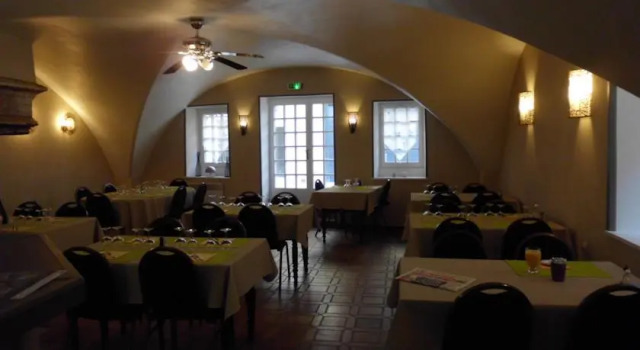 La Vieille Auberge, Book Hostel / Vandrerhjem Hostels i Ardèche, Hostel / Vandrerhjem
