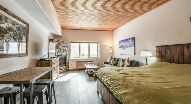 Gateway Lodge 5051 by Summitcove Vacation Lodging