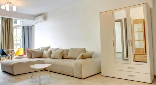 Hampton Alezzi, Varaa Hotelli Hotellit Mamaia-Sat pysäköinnillä, Pysäköinti