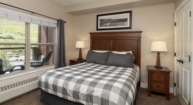 Base Camp 313 1 Bedroom Condo by RedAwning, Book Tourist Base Granby Rocky Mountain National Park