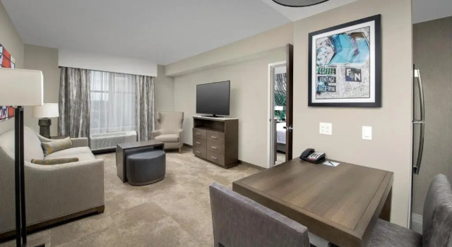 Двухместный люкс c 1 комнатой Homewood Suites by Hilton Austin Downtown
