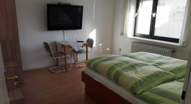 Altes Zollhaus am Klinikum, Забронировать Отель Любек земля Шлезвиг-Гольштейн